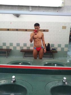 sgnaughtyhappy:  fuckyeahdragonboaters:  Check out this bespectacled hunk with the red swimming trunks and phone. One word, “DAMN SON”.  that is yck pool hee hee 