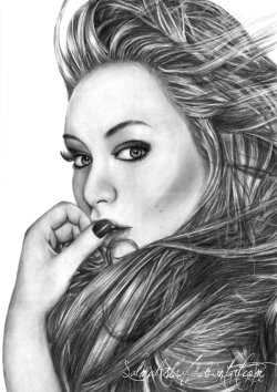 foreverwithadele:  lovelikesocial:  This drawing is amazing! Salma’s has managed to put so much detail in Adele’s wavy hair and the expression in her face is just beautiful! Just BRILLIANT &lt;3 &lt;3 What do you think of it? Make sure to head over