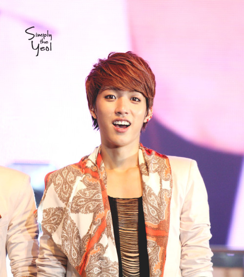 120727 1st Fanmeeting in Thailand © Simply the YeolDo not edit/crop/remove the watermark.