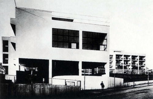 wmud: bohuslav fuchs and josef polásek - vesna girls school, brno-pisarky, 1930