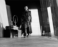 mishasteaparty:  the Loki strut  Dem HIPS