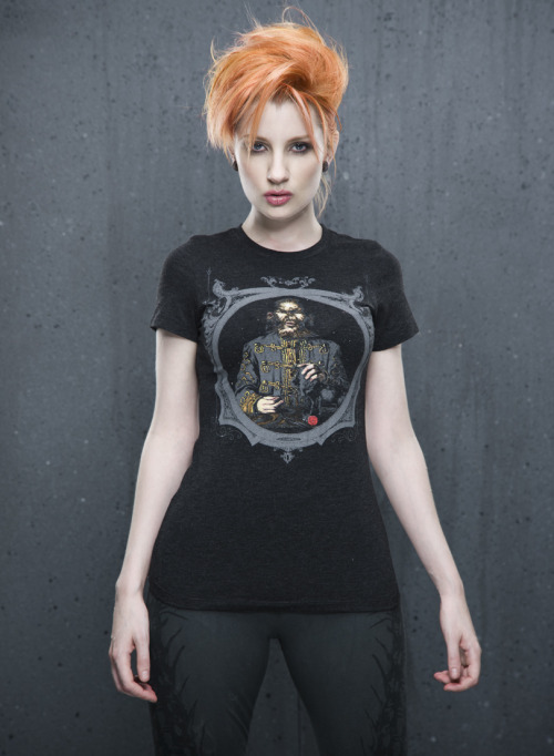 ulorinvex:  On a much more light-hearted note, I just shot these gorgeous T-Shirts that were produced by Century Guild for their booth at the San Diego Comic Con. They very kindly gave me some samples on the last day and I promised I would shoot them