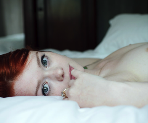 Lass Suicide/Julie Kennedy. This beautiful face always catches my eye!