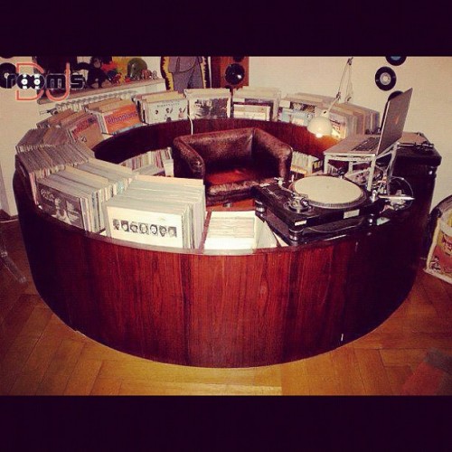 I can’t tell y'all how bad I want this in my place! That is the illest listening station EVER! #dj #music #instaphoto #wax #turntables  (Taken with Instagram)