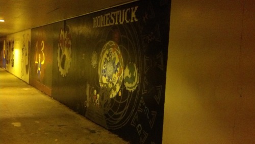 primitiveradiogoddess:austriasgloriousass:MSPA murals in the tunnels on campus.HOPY SHIT