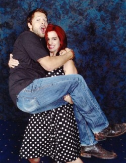 i-am-mishafuckingcollins:  two-winchesters-and-castiel:  euclase:  staceejaxxed:  that time my sister dropped Misha Collins So, as my sister Kerry told it to me, she was waiting in line for her photo op and a lot of the girls in front of her we making