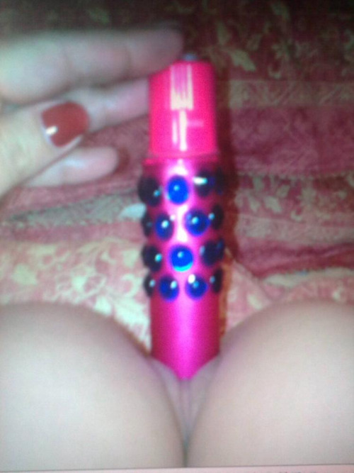 jasonp148:  caughtbyhusband:  Huddersfield milf  Omg stunning