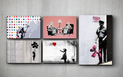 Er.
Banksy prints are available on Gilt today.
He is definitely punking…well, someone.
And I just bloody watched Exit From the Gift Shop last night, too.