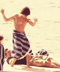 styleszialler:  towel … ok now can fall?    pictures made by directioners-always 