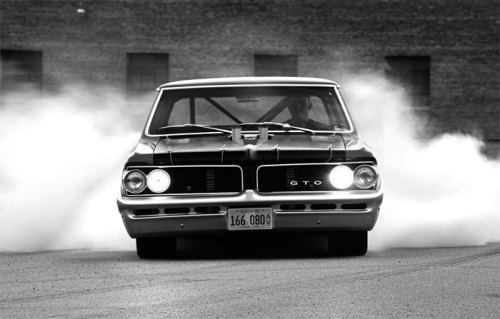 v8madness:  Burnin GTO 