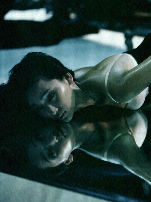  Numéro Tokyo Nº21, “Shattered Dreams”, Anne Watanabe by Sean Ellis  
