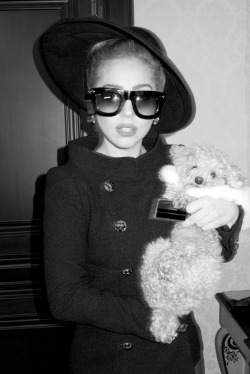 terrysdiary:  Lady Gaga and Fozzi Bear going