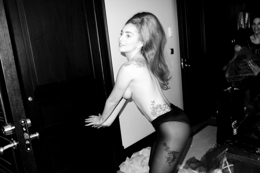 terrysdiary:  Gaga dancing in her room. 