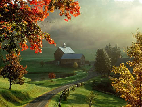 bluepueblo:  Sleepy Hollow Farm, Woodstock, Vermont photo via who 