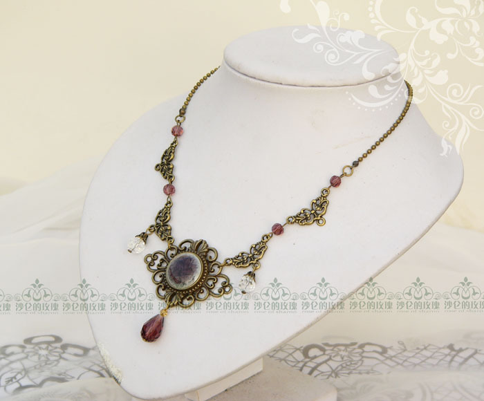 YetanotherJ-Fash blog - Rose of Sharon - Porcelain Ice Princess choker ...