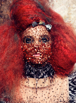 furrific:  Björk by Warren du Preez &