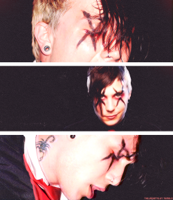 thejacketslut:   Frank with X eye makeup for tumsa [x]  