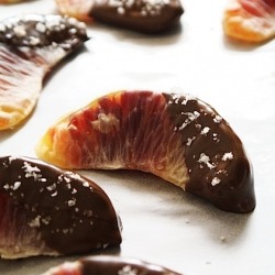 Blood Oranges with Dark Chocolate & Sea Salt - a seriously sexy dessert for grown ups!