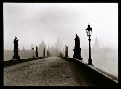 liquidnight:  Jan Reich Le pont Charles, 1986 [From the Réunion des Musées Nationaux] 