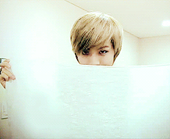  < Dongwoo’s charming point, his wink! ◕‿◕✿ >