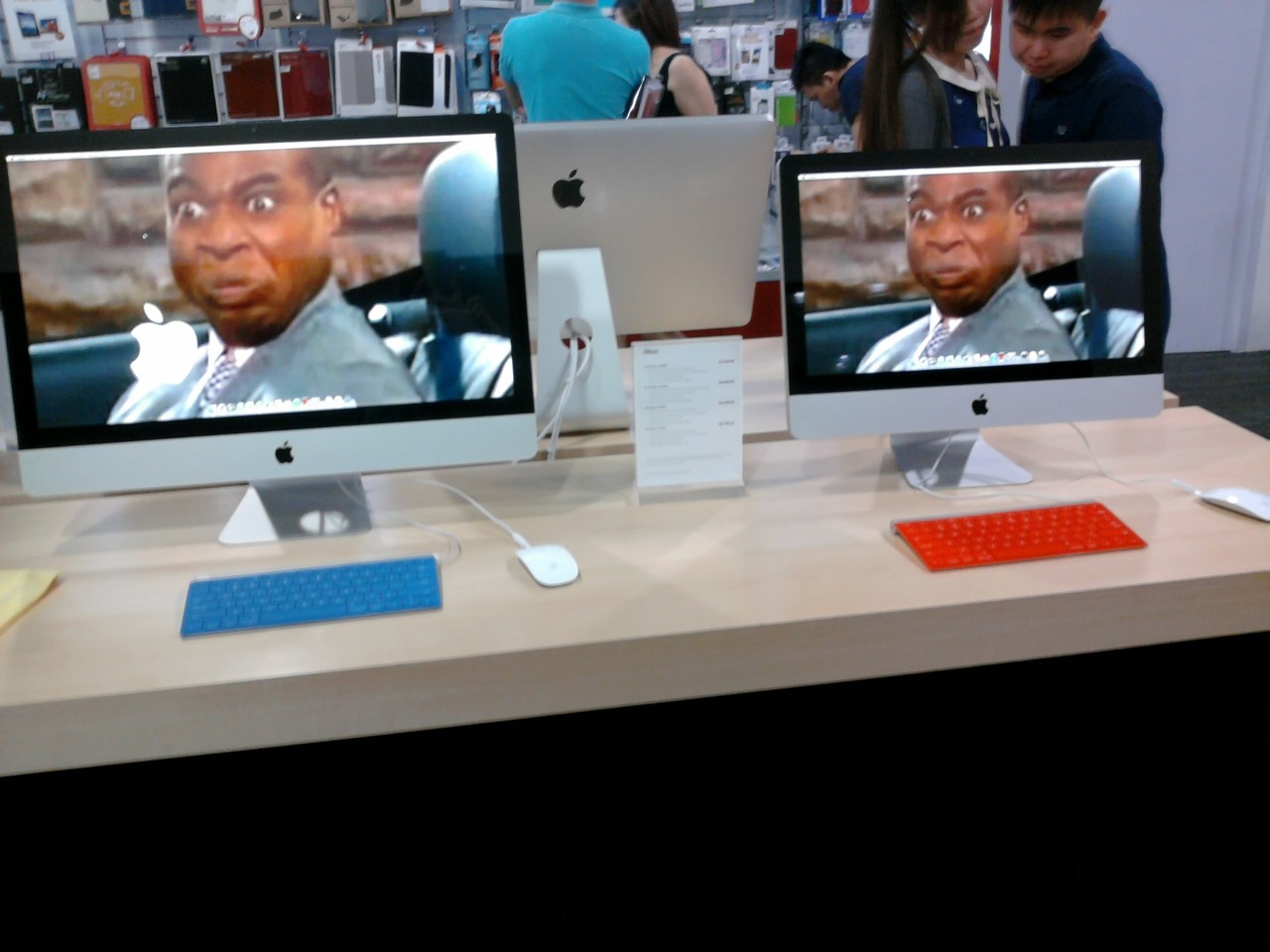 ac-idhouse:  cityrebels:   Changed all the backgrounds to Mr moseby in the Mac store