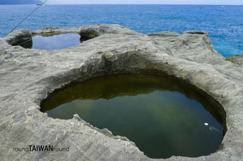 Shitiping As one of the most famous attractions in east coast, Shitiping (石梯坪) is known for its spec