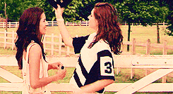 Lez Be Lesbians!