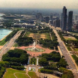 50 floors up! #mycity #instaphoto #myjob #fountain #park #lake #horizon #tallbuildings (Taken with Instagram)