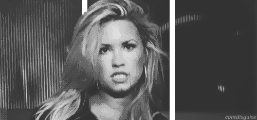 Gif 3D Demi Lovato :