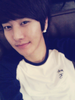 stardomfamily:  [TWITTER 120901] [B-BOMB] 수척하다