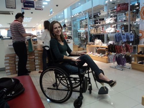 Hottie with one leg in a wheelchair.