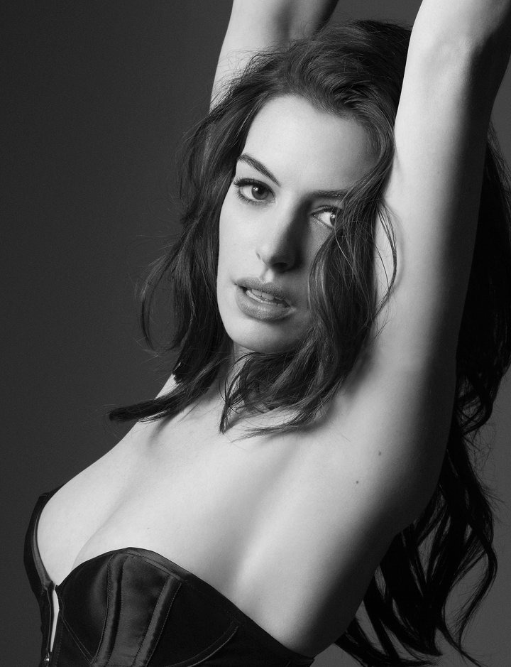 unburstablebubble:  Anne Hathaway.  السافلة 