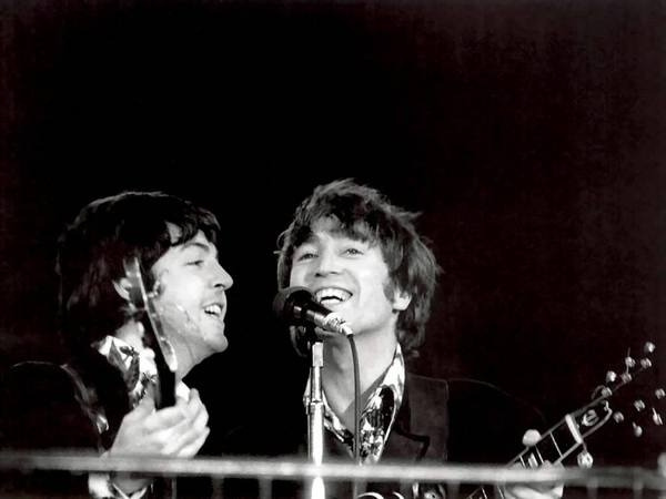 the-four-perfections:  i see mclennon LOL 
