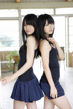 nomellamesfriki:  Maimi Yajima y Airi Suzuki  