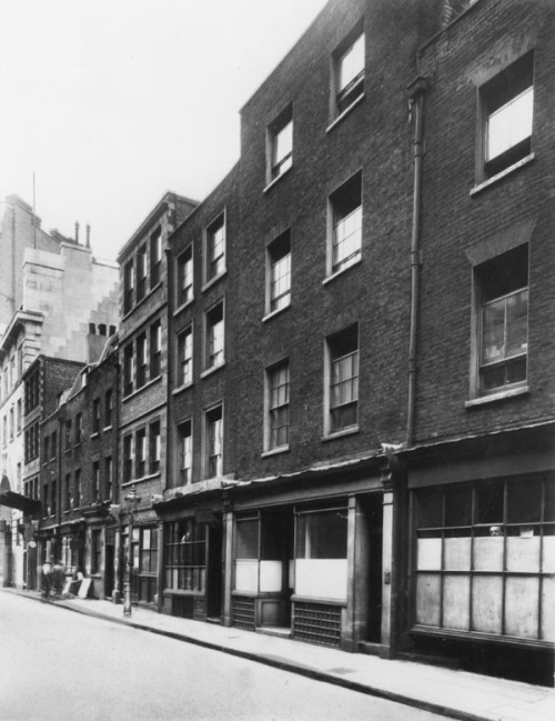 Houghton Street, 1927, around the time these buildings were acquired by the LSE