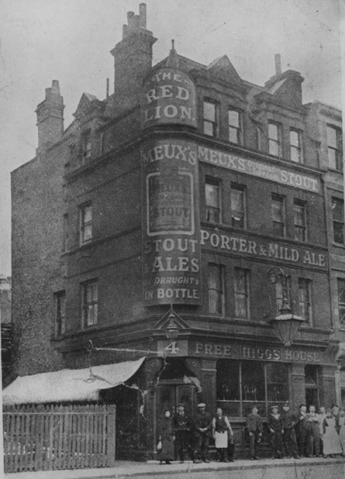The Red Lion, 4 Houghton Street, 1914 - demolished and replaced with the LSE&rsquo;s &lsquo;Old&rsqu