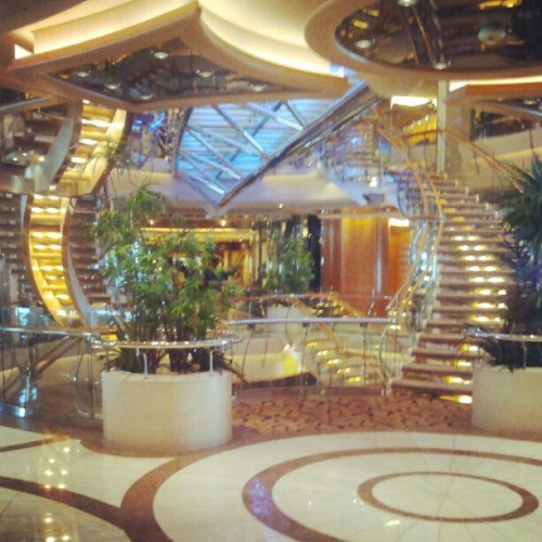 ninasaechao:  As we enter the cruise ship, beautiful #royalcaribbean #cruiseship #amazing #biggestcruiseship (Taken with Instagram at Royal Carribean Cruise Line) 