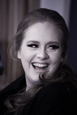 only-adele:  How is her smile so perfect? I don’t get it. ♥ 