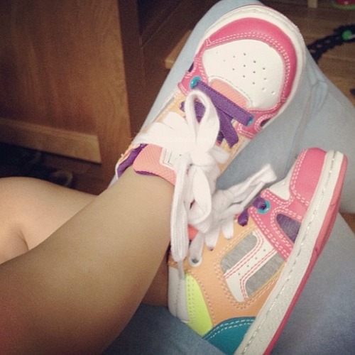thebabyluxers:  ‘New kicks’ - ‘Really cool. Freak’ - ‘Lux’ - ’Less is more Lux’.