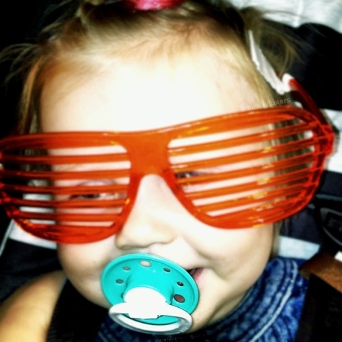 thebabyluxers:  ‘New kicks’ - ‘Really cool. Freak’ - ‘Lux’ - ’Less is more Lux’.