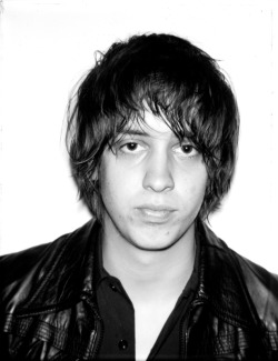 colinlanephotography:  Julian Casablancas, January 16, 2001, NYC 