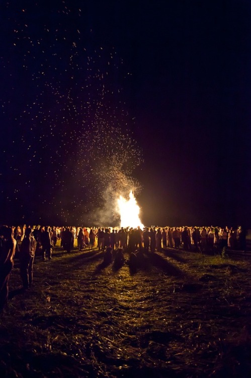 hicktownkindaboy:Looks like one of our fires.. Lol, we call em “klan meetins” cause you can see the 