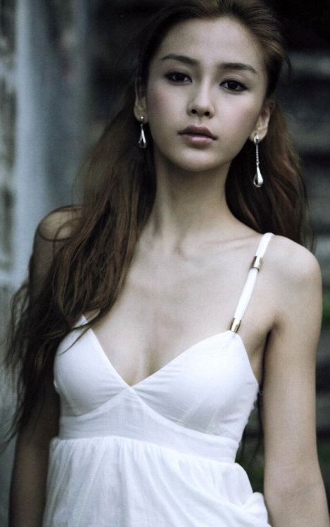 Angela Yeung Wing (Angelababy)