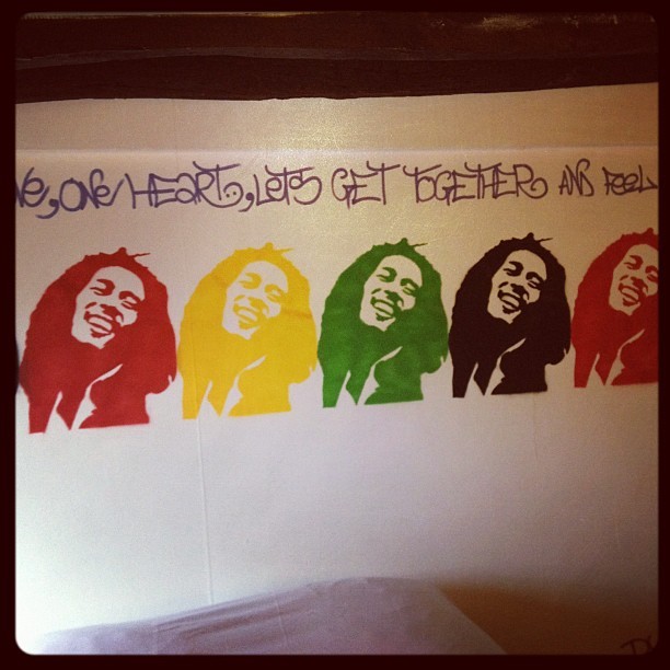 ellen-in-wonderland:  So it was meant to be!!!! #paris #happy #free #bobmarley #rasta