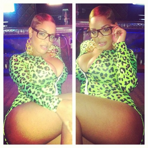 amsoserious:  http://amsoserious.tumblr.com adult photos