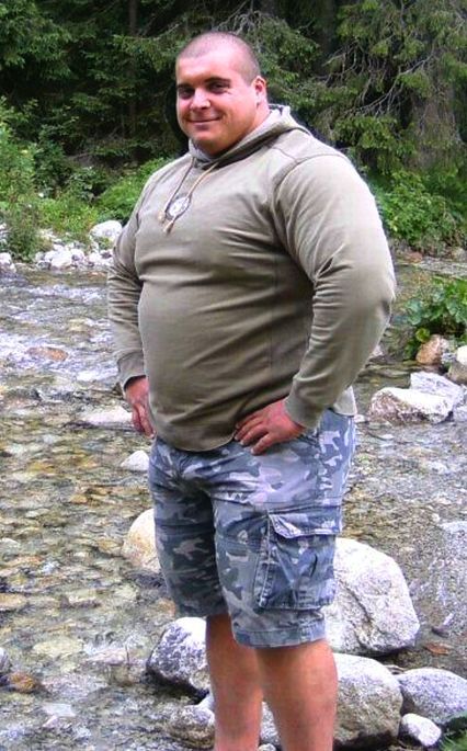 superbears:  WOULD LOVE TO EAT ALL OF YOUR THIC BODY BABE