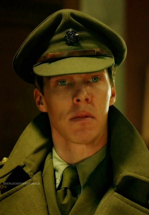 sherlockstuff: ✜ Parade’s End [Collar up of course]