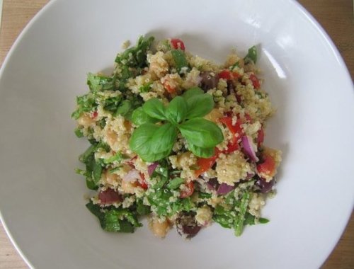 Lunch Idea: Quinoa Salad Sometimes finding new lunch ideas is hard, especially when trying to eat he