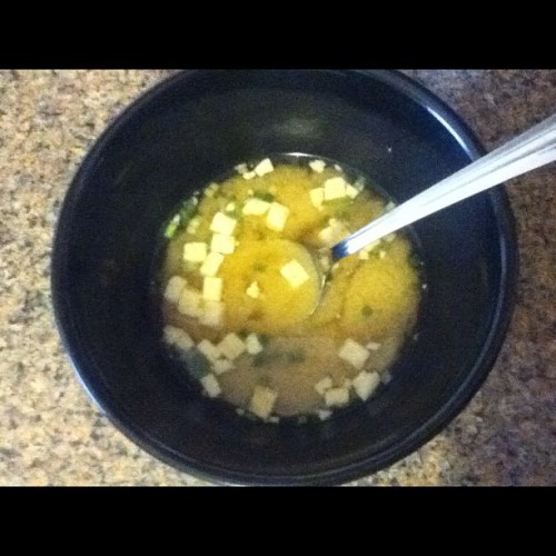 If I’m going to eat alone, might as well make myself good food! Miso soup it is 💁🍜 #misosoup  (Taken with Instagram)