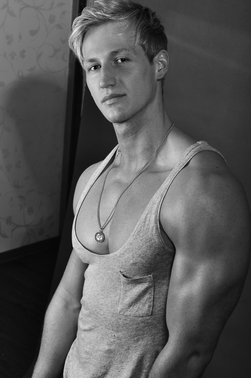 menandmuscle:  Jan N. by TeeJott 